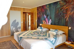 Alquiler Vacacional - Beautiful seaside wooden villa in Moorea. 3 bedrooms, 2 bathrooms. Sleeps 6