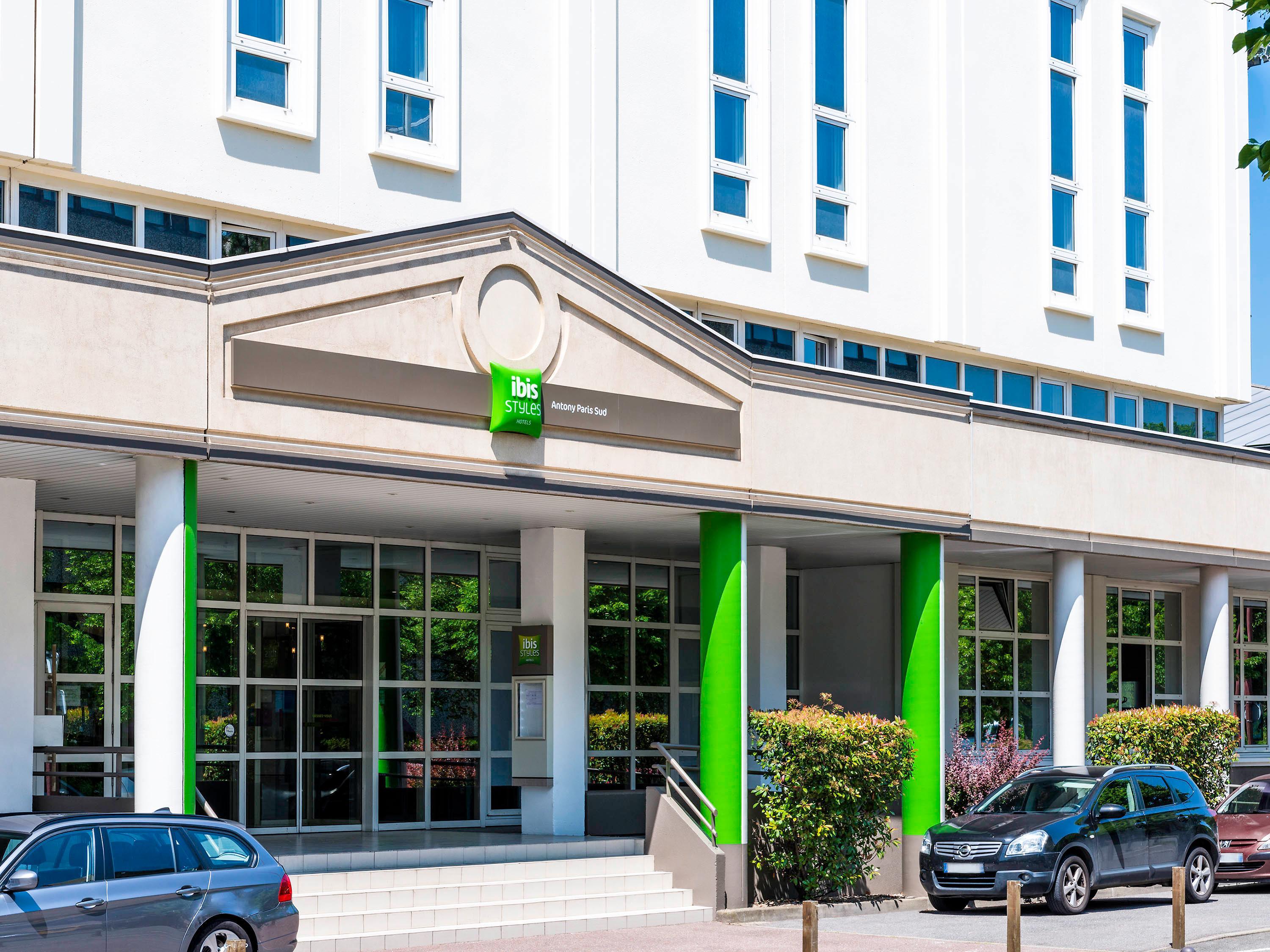 Vista Exterior ibis Styles Antony Paris Sud