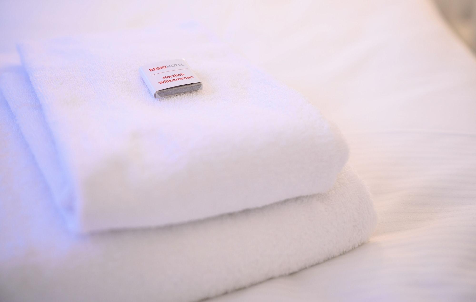 Set de Habitación REGIOHOTEL Halle/ Leipzig Airport