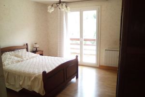 Alquiler Vacacional - House in Barnas (07330) at the foot of the river and swimming