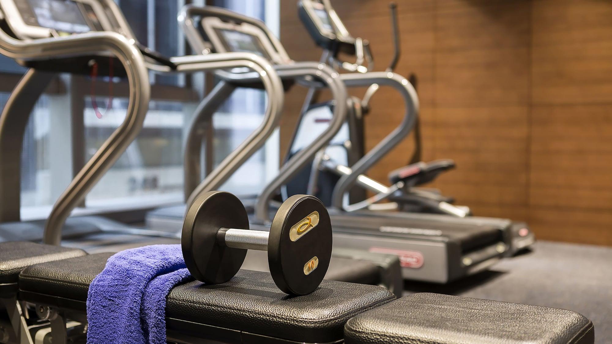 Gimnasio Hotel Indigo Hong Kong Island by IHG
