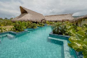 Alojamiento - Makai Beach Hostel