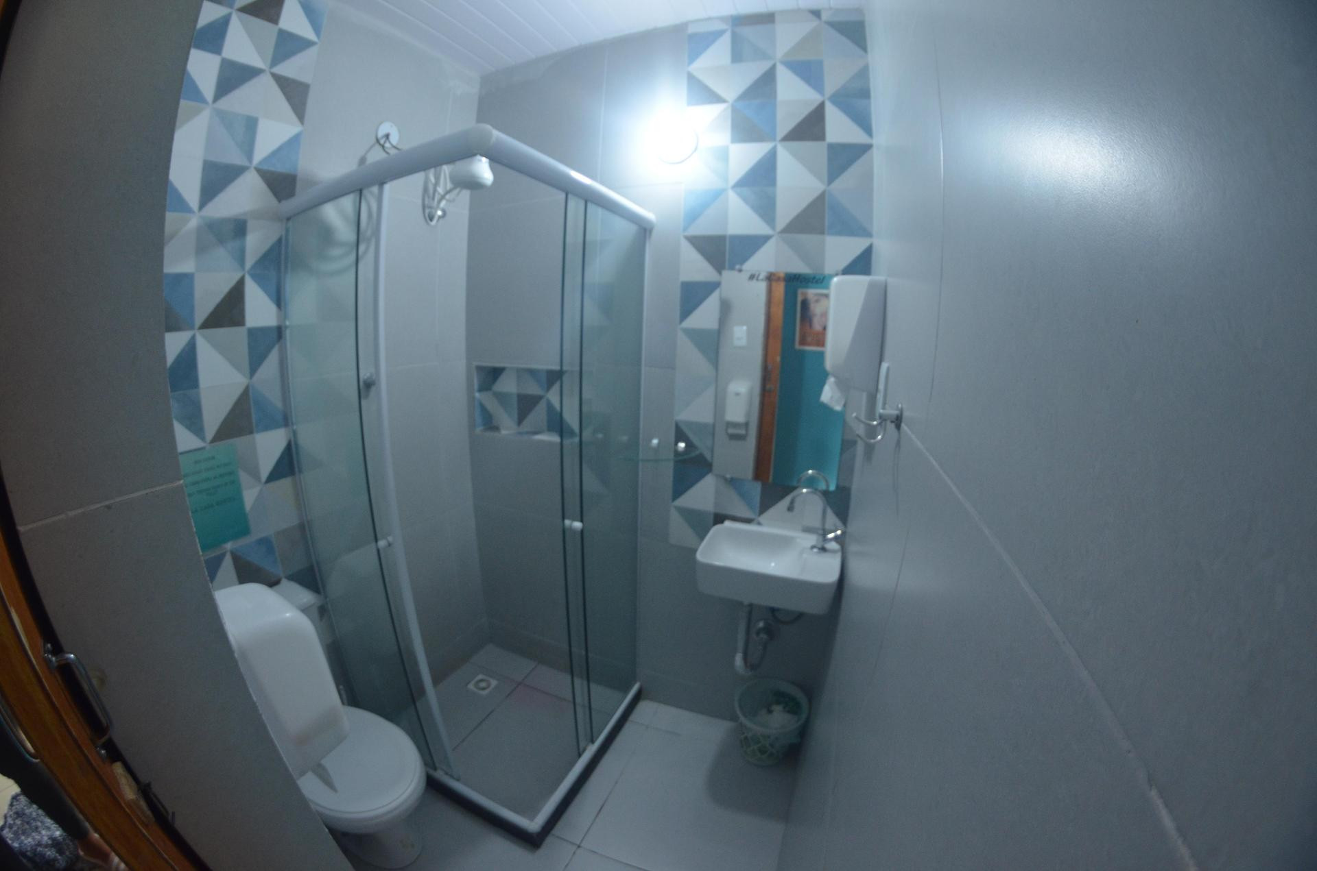 Banheiro La Casa Hostel