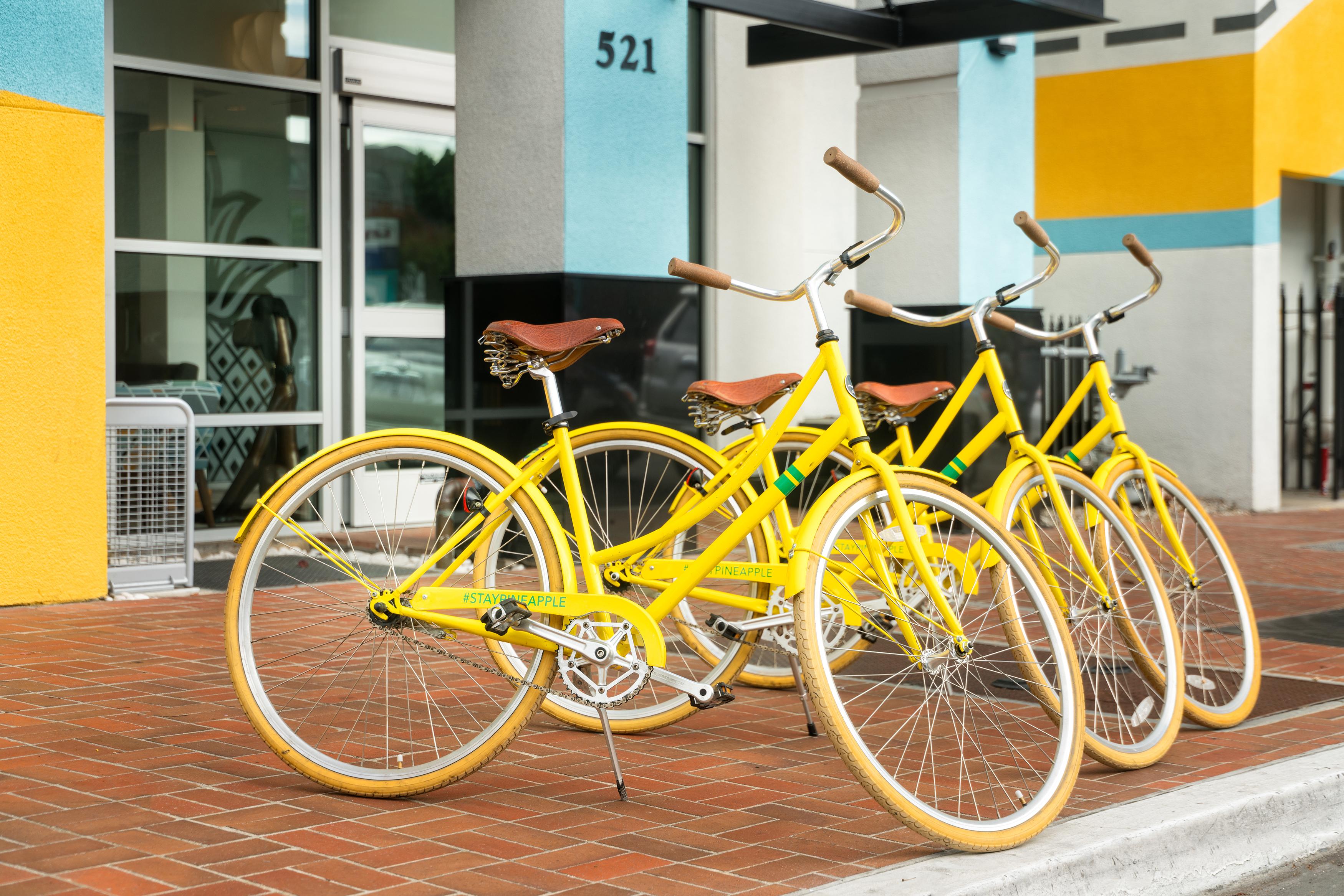 Instalaciones Recreativas Staypineapple, Hotel Z, Gaslamp San Diego