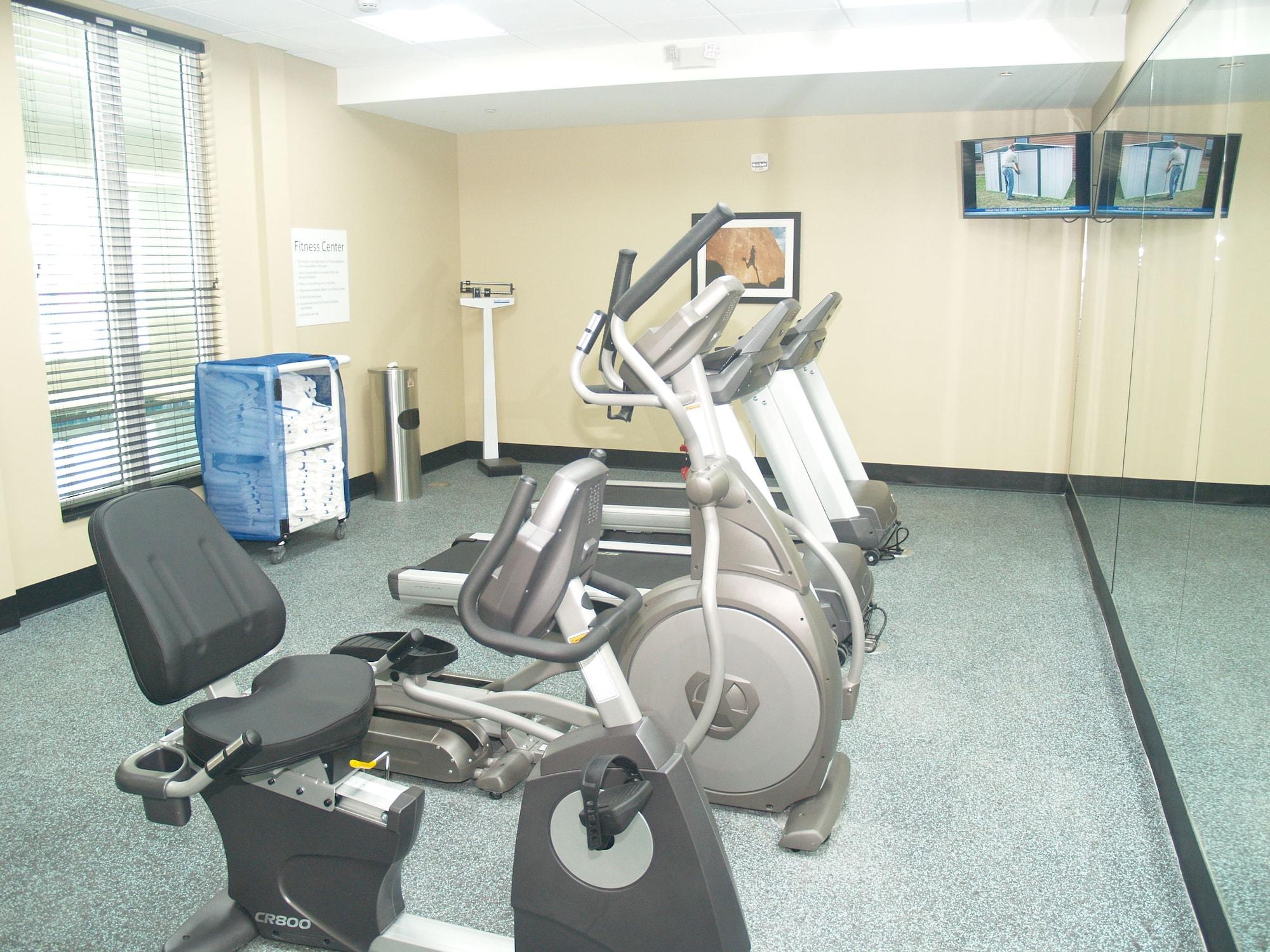 Gimnasio Holiday Inn Salina by IHG