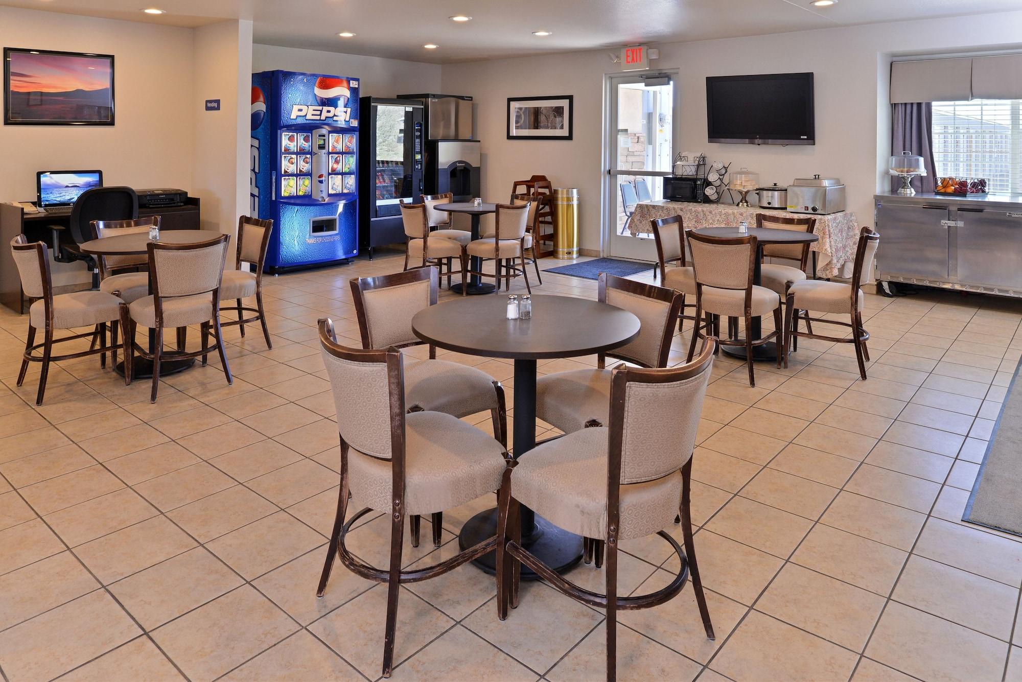 Restaurant Microtel Inn & Suites by Wyndham Klamath Falls