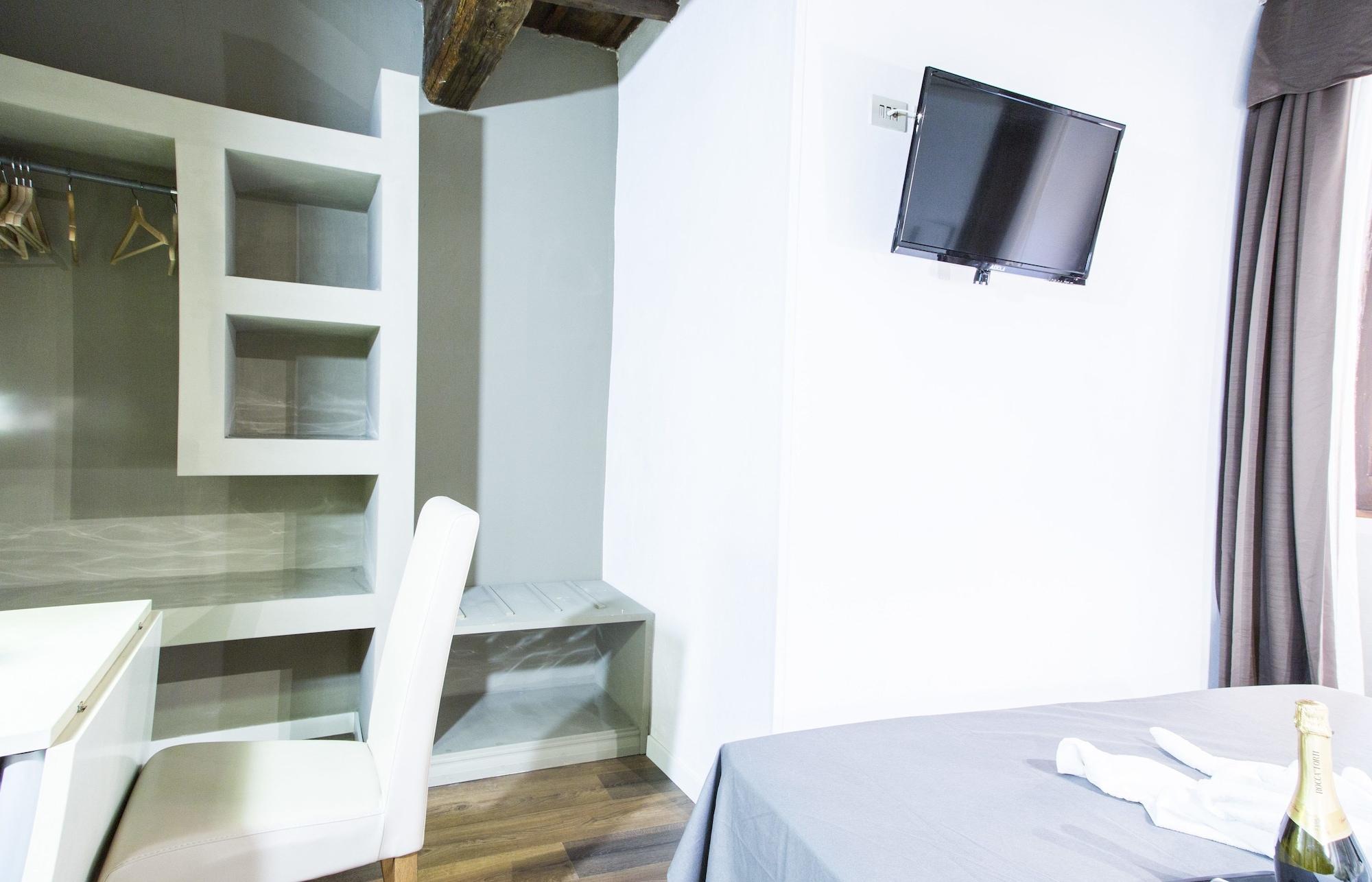 Set de Habitación Do-Do Navona Suites