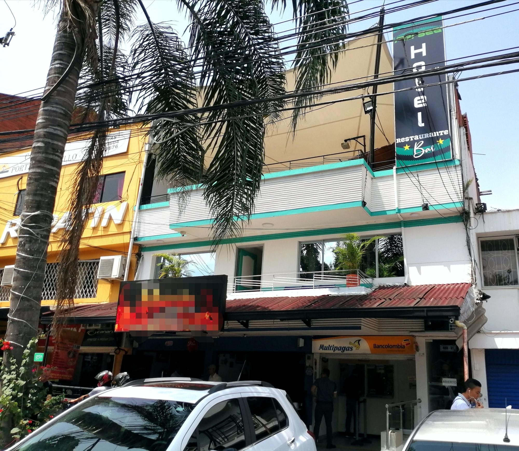 Vista Exterior Persea Hotel - sports bar