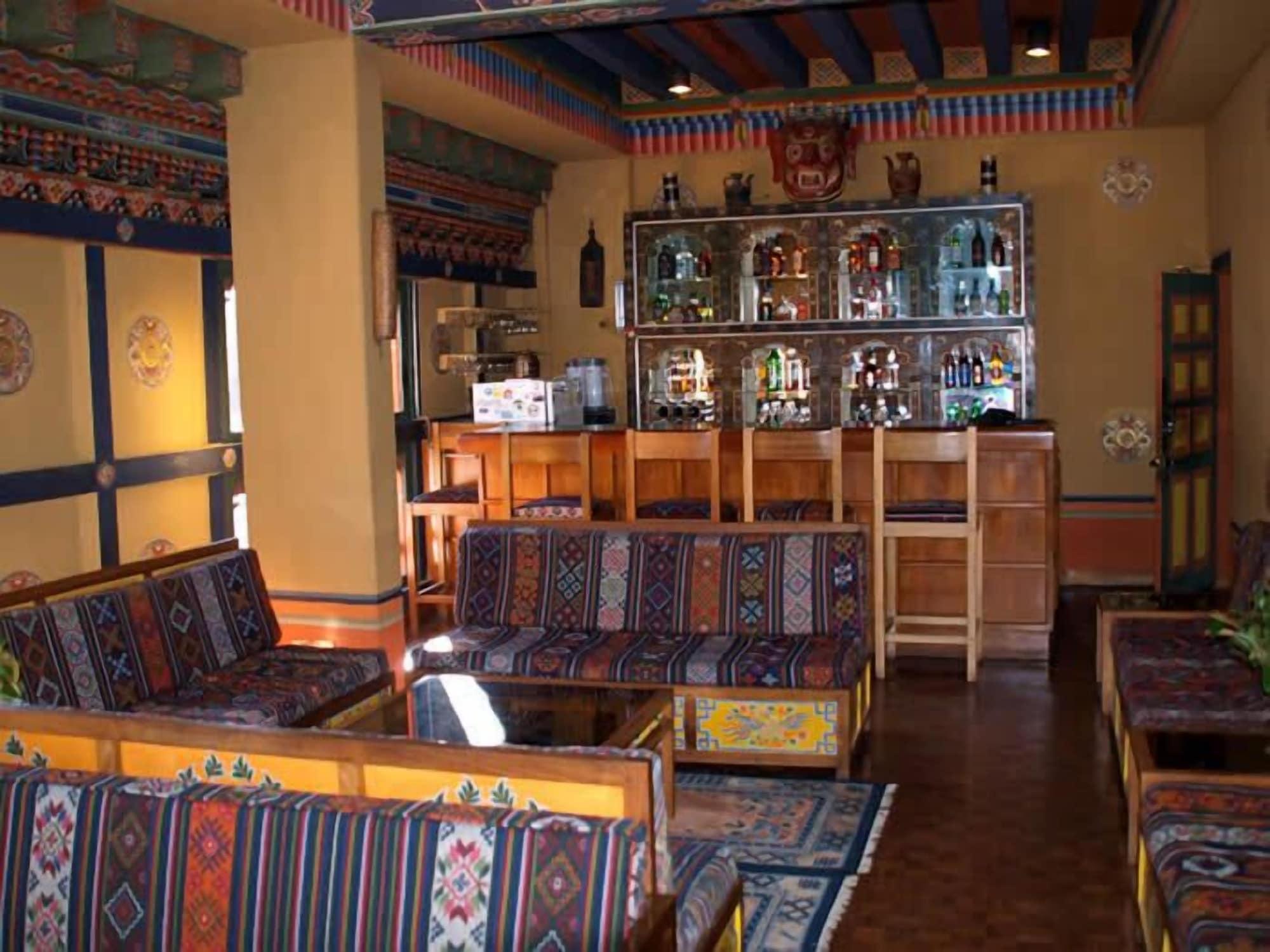 Bar/Salón Olathang Hotel