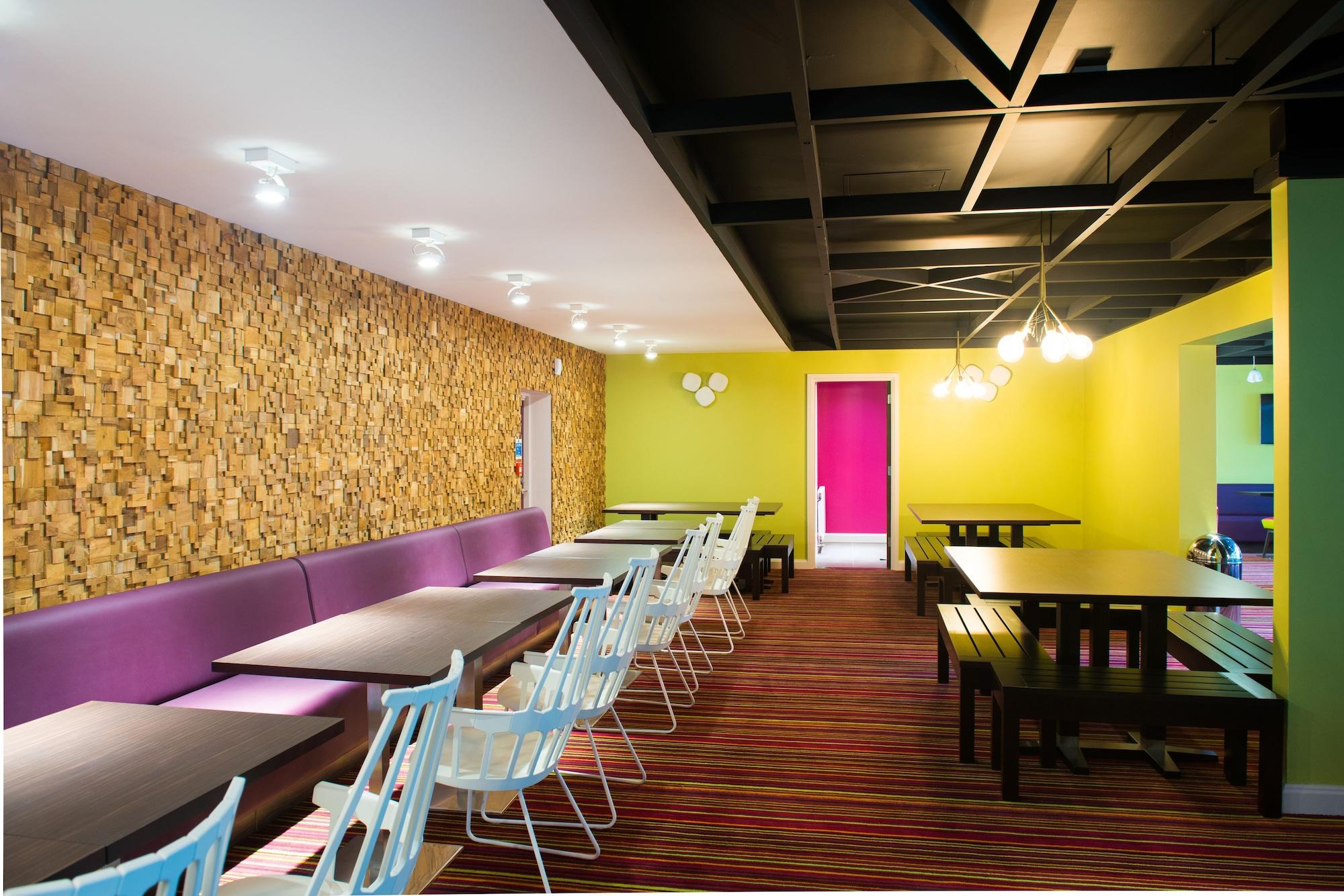 Restaurant Safestay London Kensington Holland Park