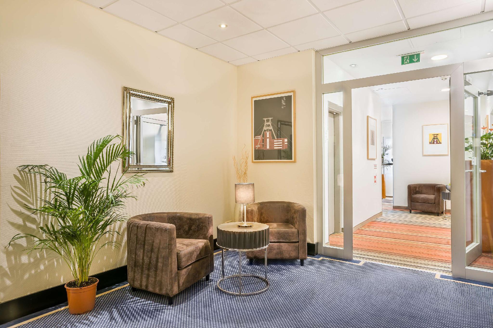 Vista Lobby Garner Hotel Essen - Messe by IHG