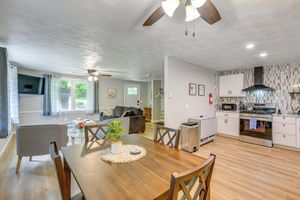 Alquiler Vacacional - Peaceful Allegany Home, Walk to Sbu!