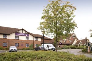 Alojamiento - Premier Inn Newark