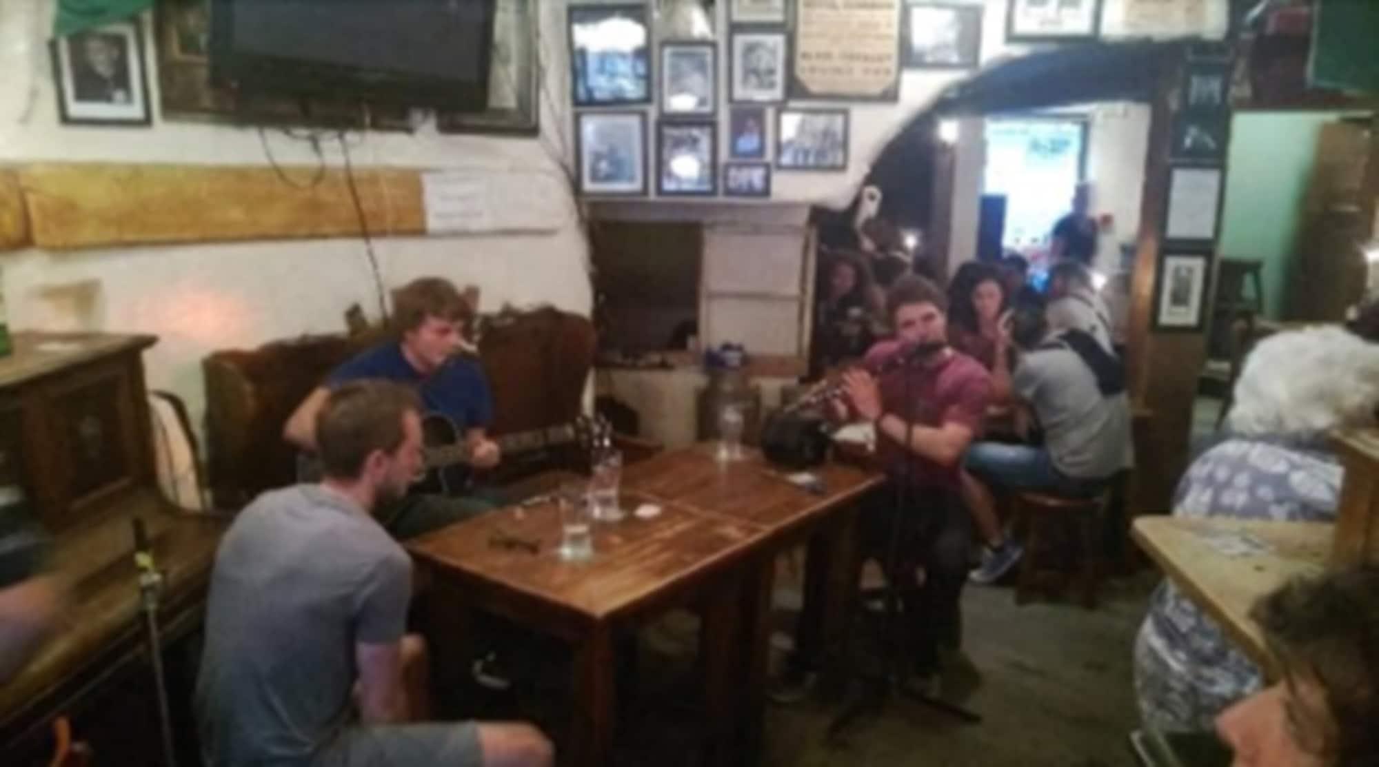 Instalaciones Recreativas Celtic Lodge Guesthouse - Restaurant & Bar