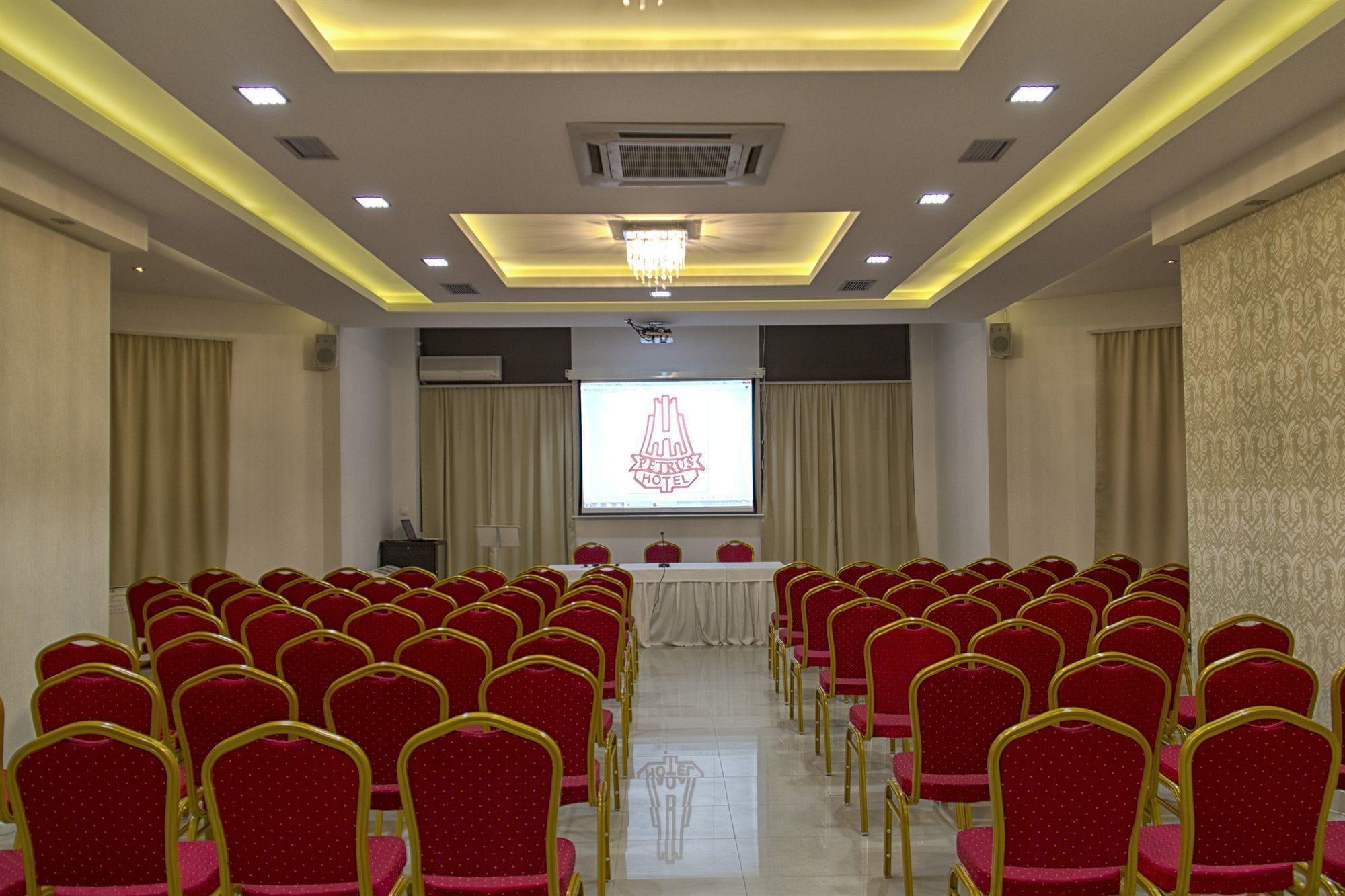 Sala de Reuniones Petrus Hotel