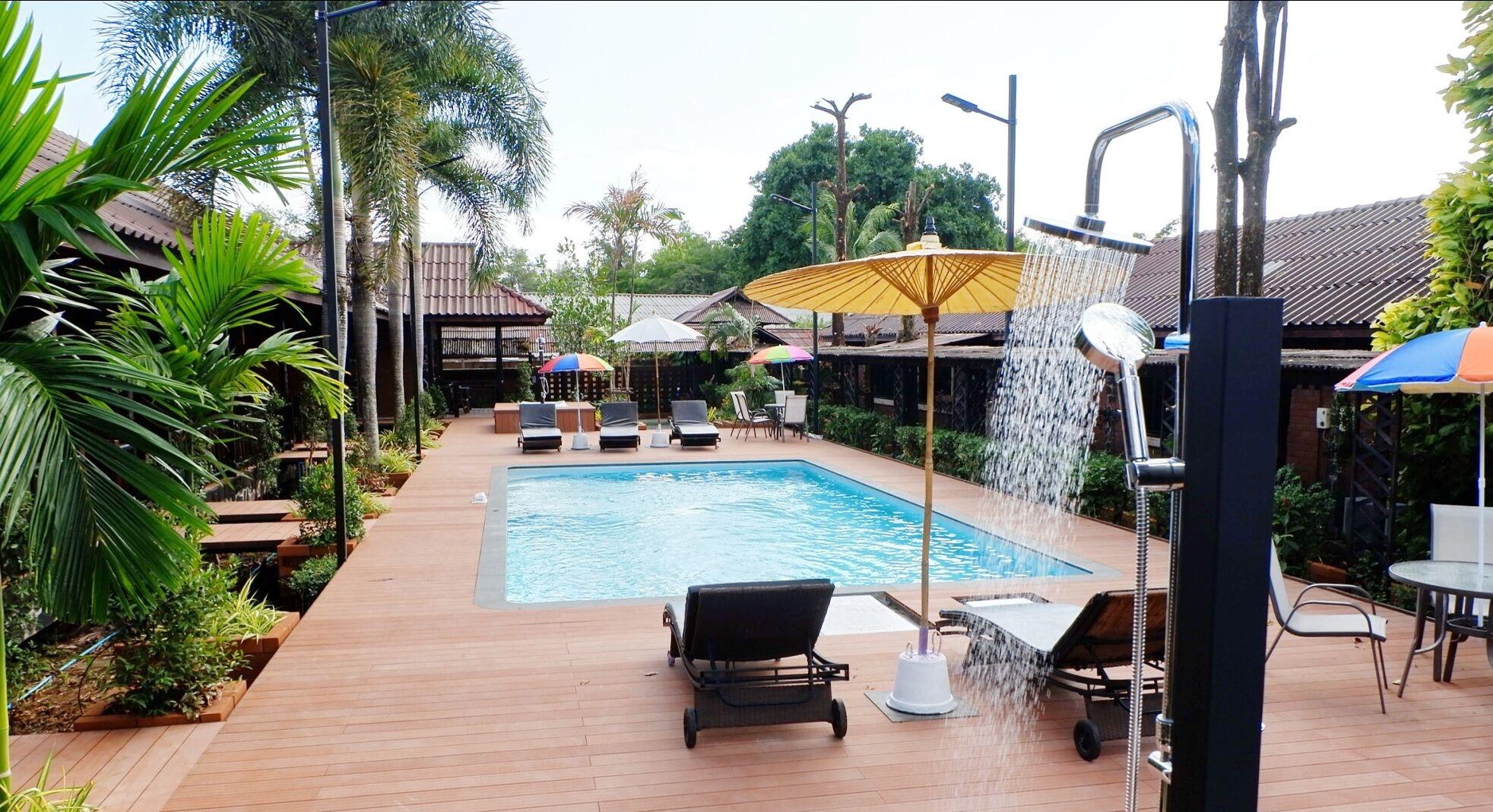 Vista Piscina Banpu Resort Trat
