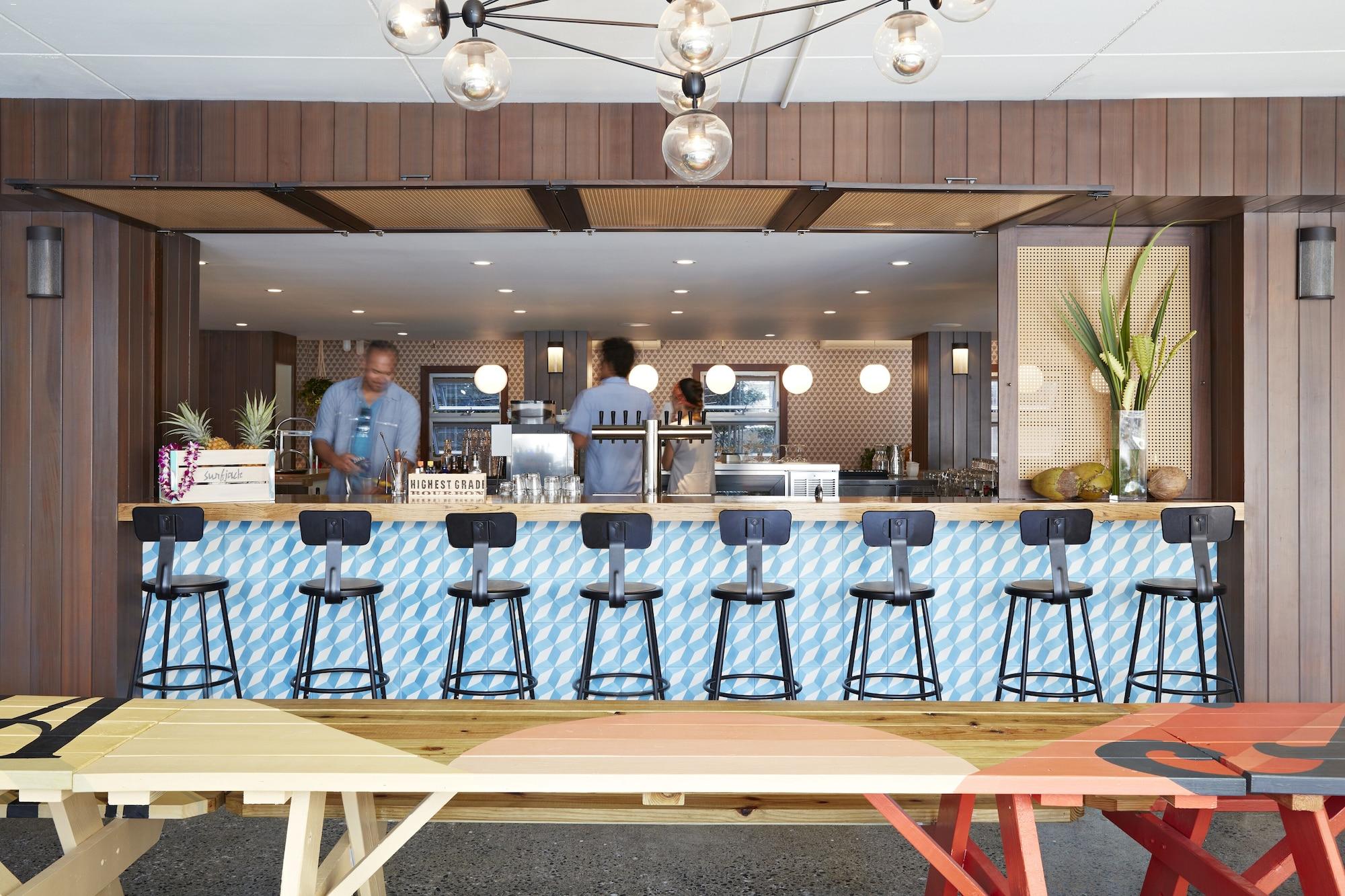 Bar/Salón The Surfjack Hotel & Swim Club