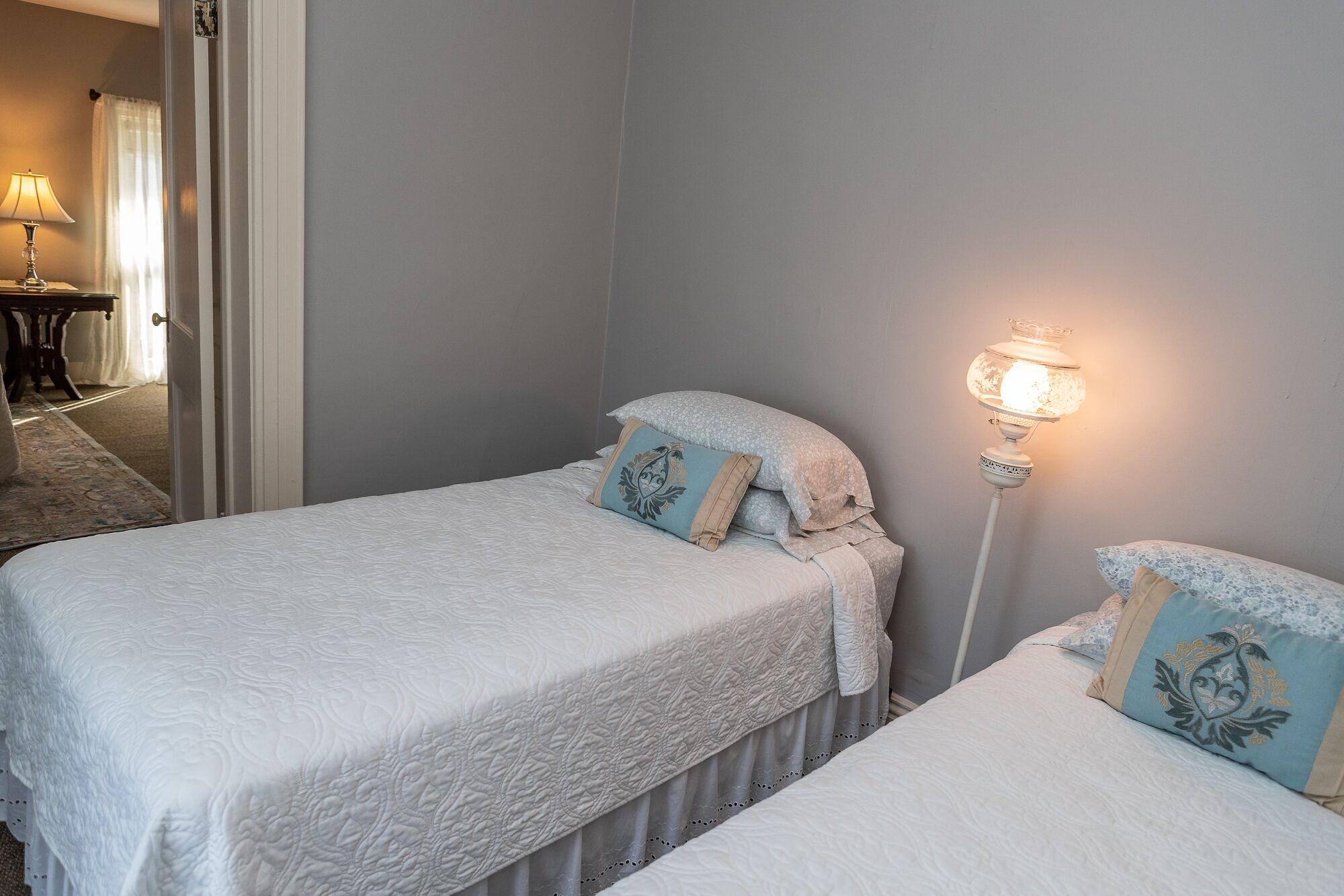 Set de Habitación Victoria Inn