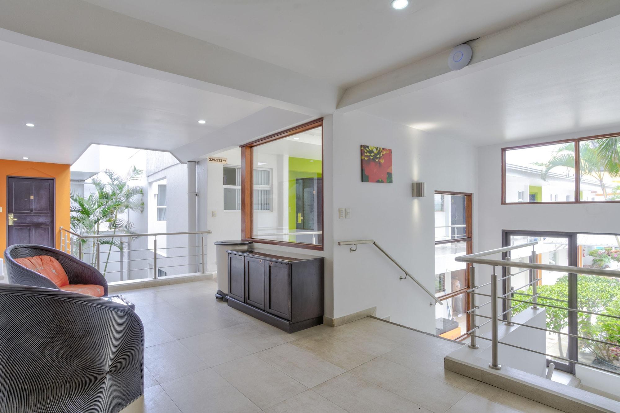 Vista Lobby Hotel Residence Inn Suites Cristina