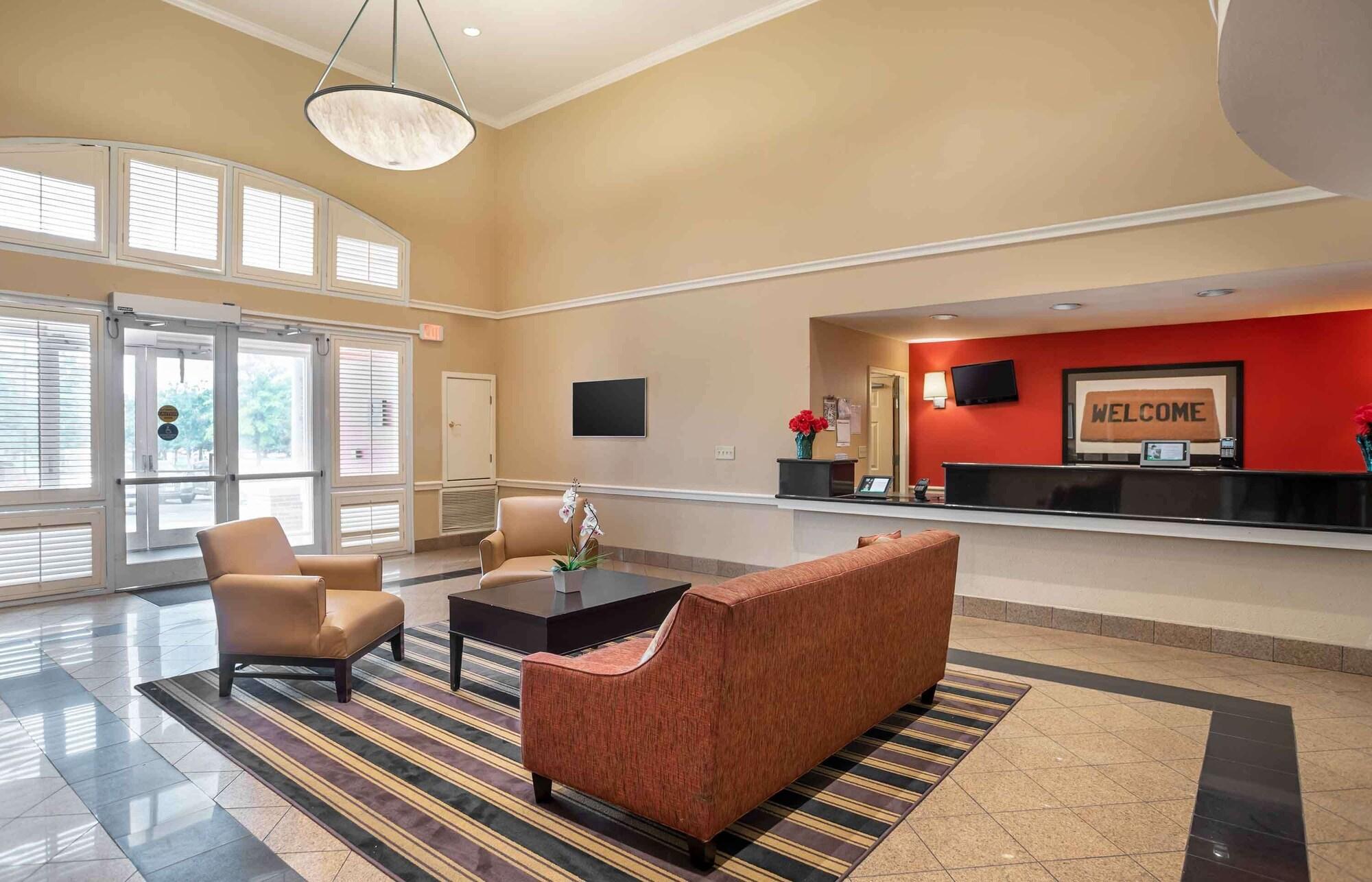 Vista Lobby Extended Stay America Suites Columbia Columbia Corporate Pk