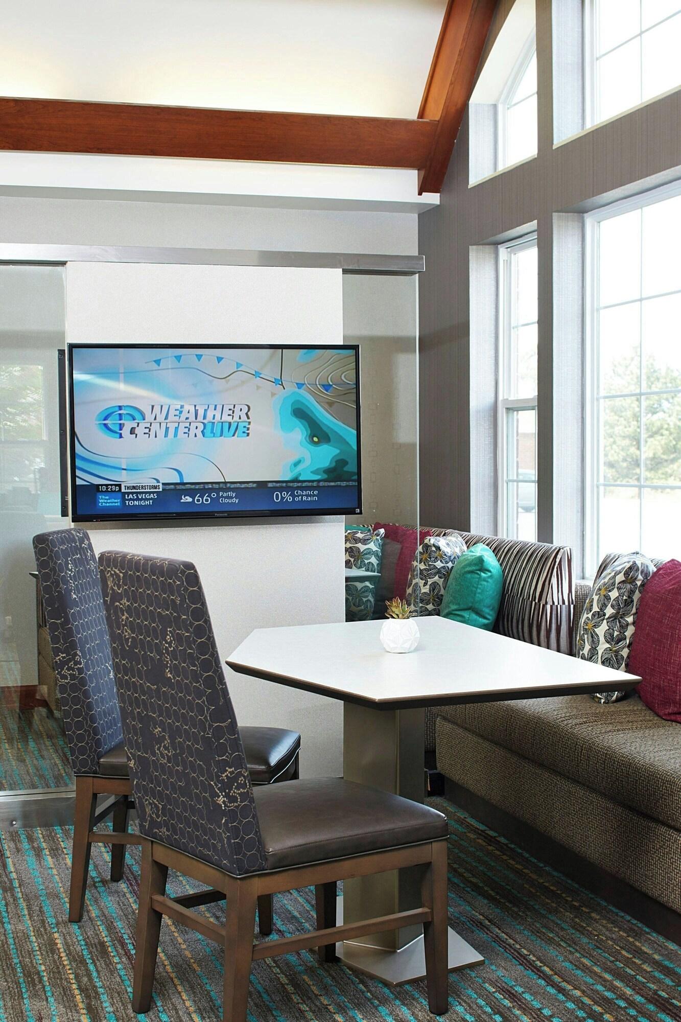 Vista Lobby Residence Inn by Marriott Minneapolis St. Paul/Roseville