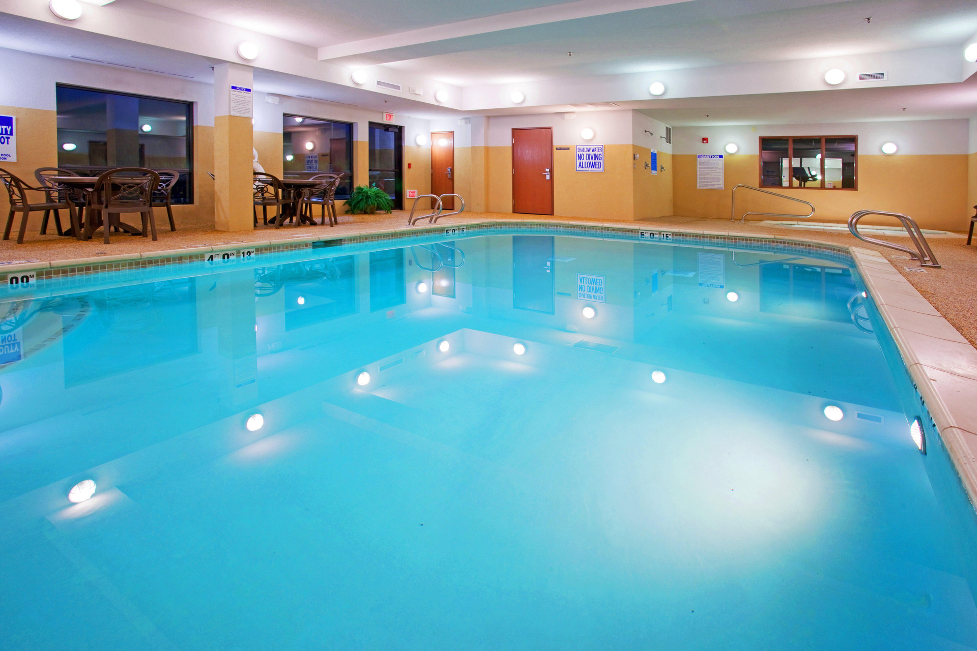 Vista Piscina Holiday Inn Express & Suites Tooele by IHG
