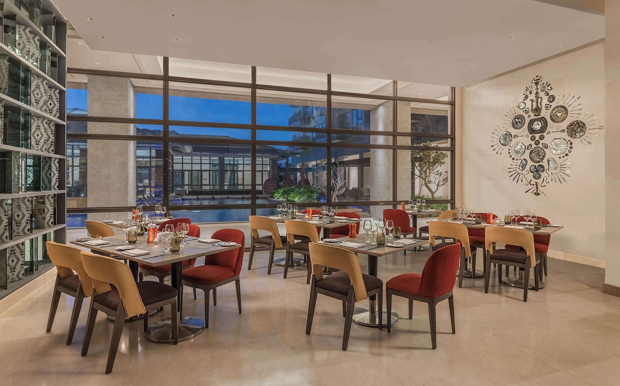 Restaurant dusitD2 Davao