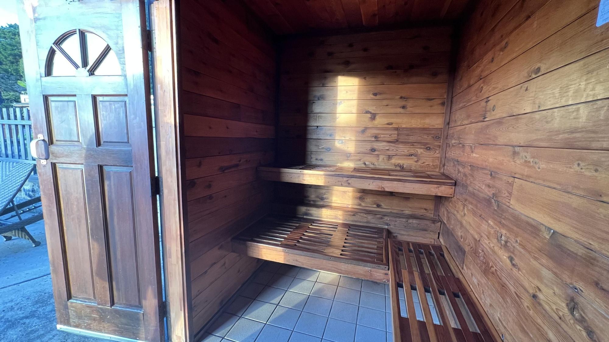 Spa Fort Ross Lodge