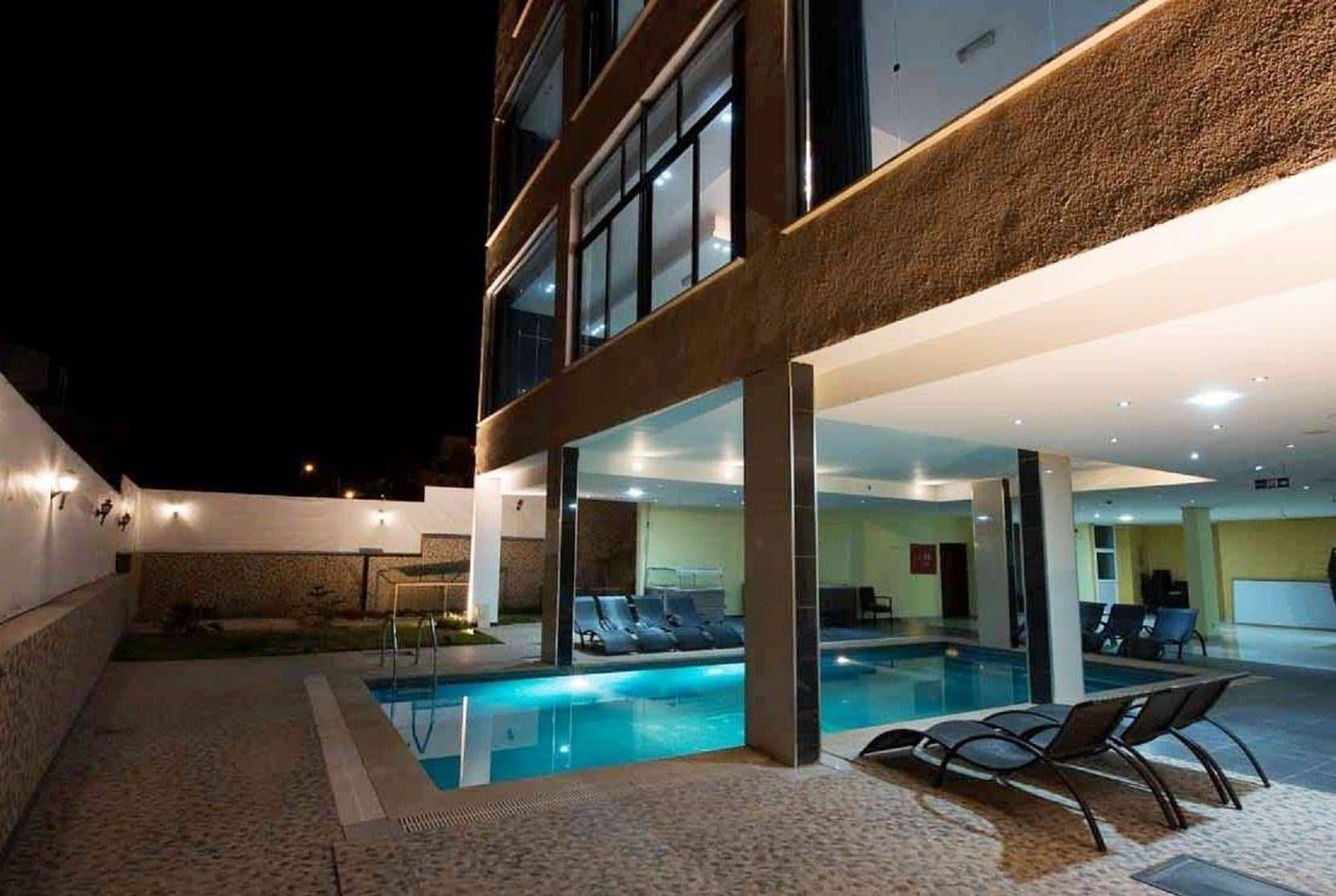 Vista Piscina Tetra Tree Hotel