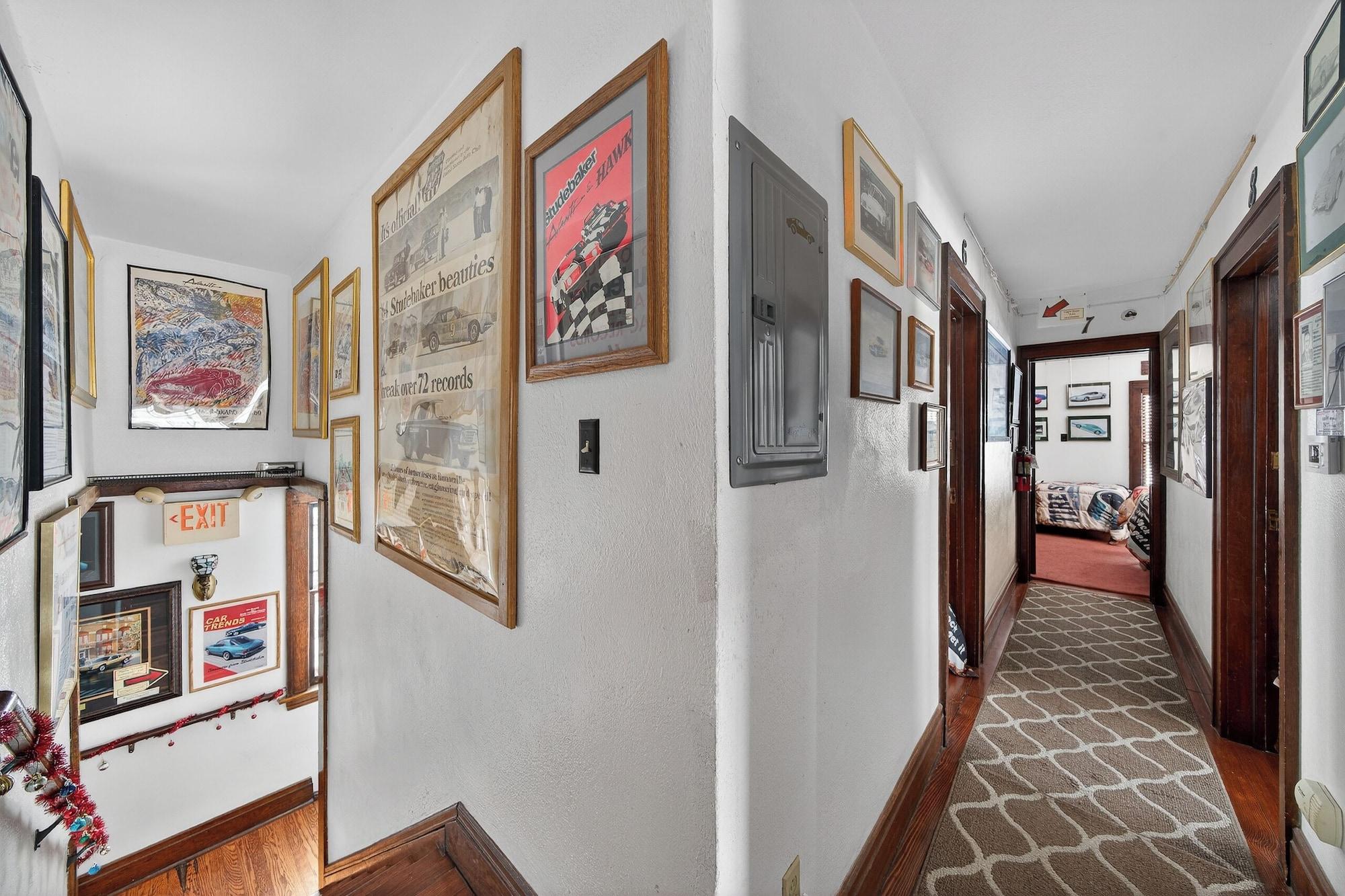 Varios The Avanti Houses