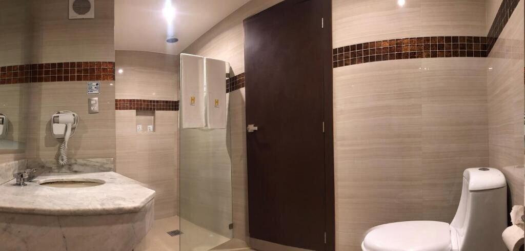 Equipamiento de Habitación HOTEL CASA BLANCA INTERNACIONAL