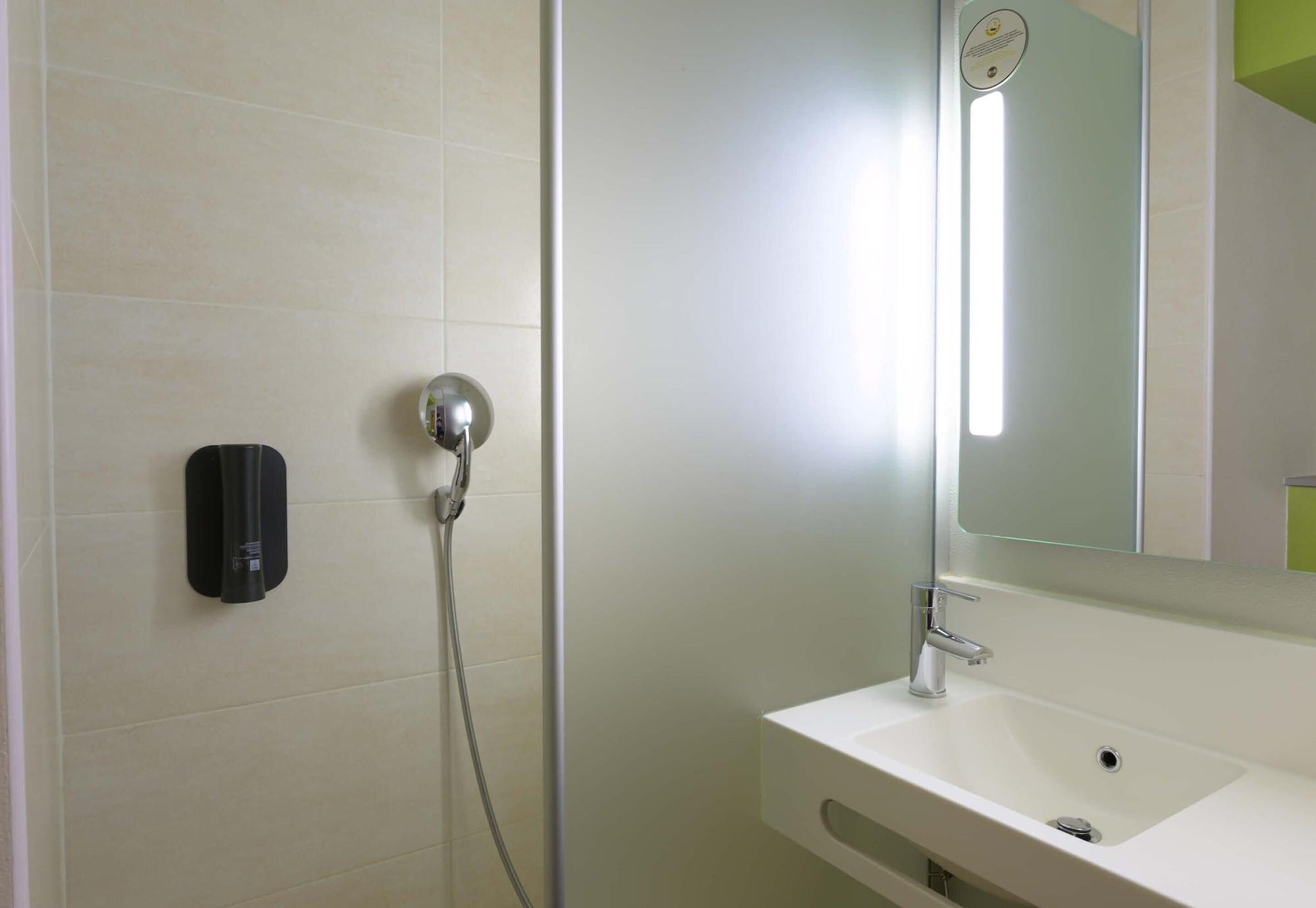 Equipamiento de Habitación B&B HOTEL Marne-la-Vallée Torcy Gare 3 étoiles