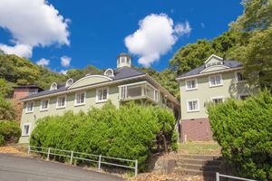 Alojamiento - The Lighthouse Seaside Inn