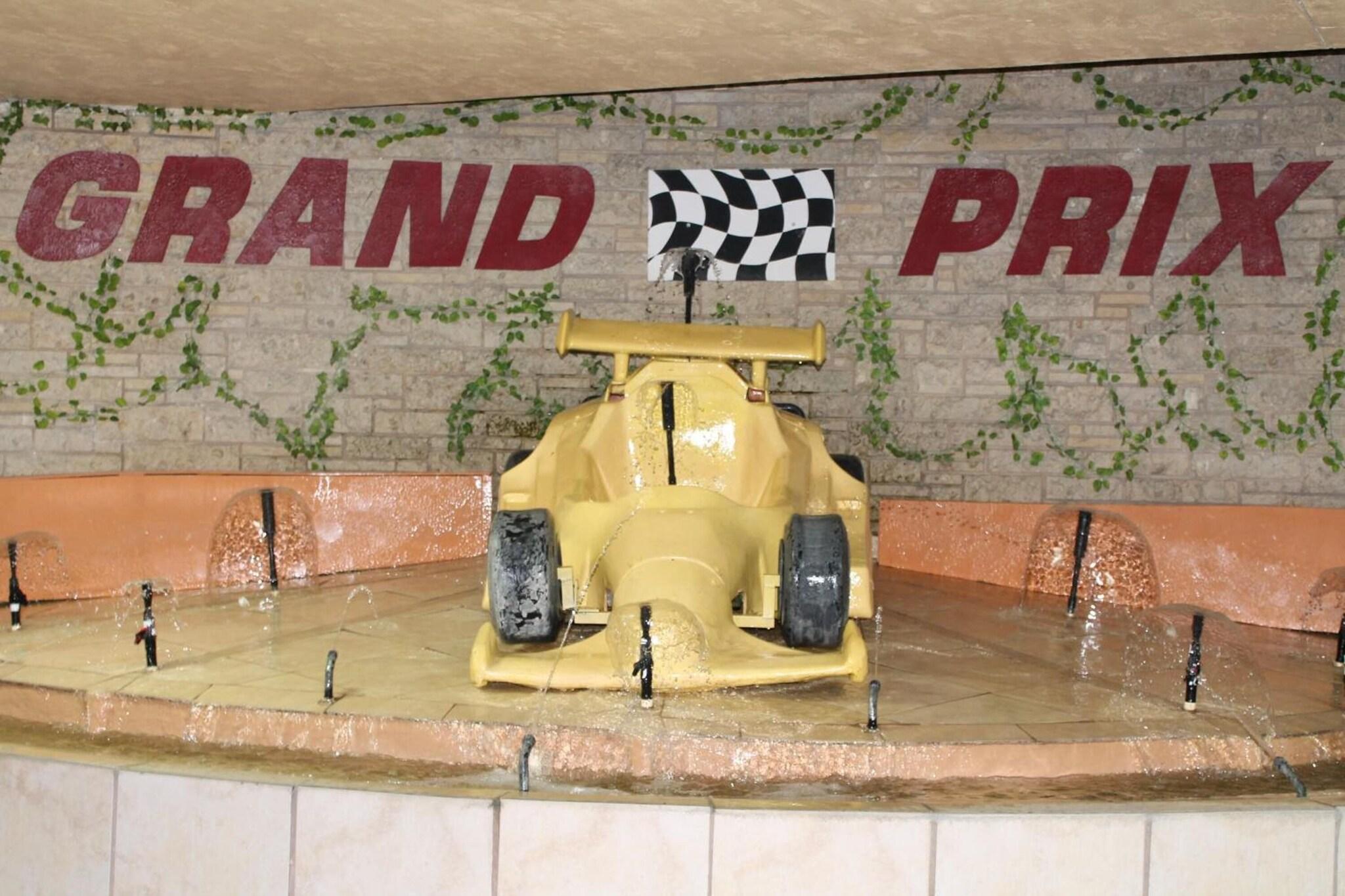 Instalaciones Recreativas Grand Prix Motel on the Beach
