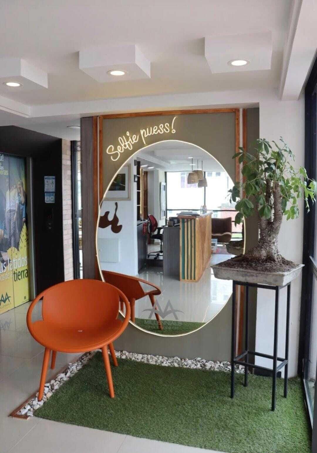 Vista Lobby Hotel Millennials