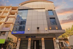 Alojamiento - Fabhotel Shakti Palace
