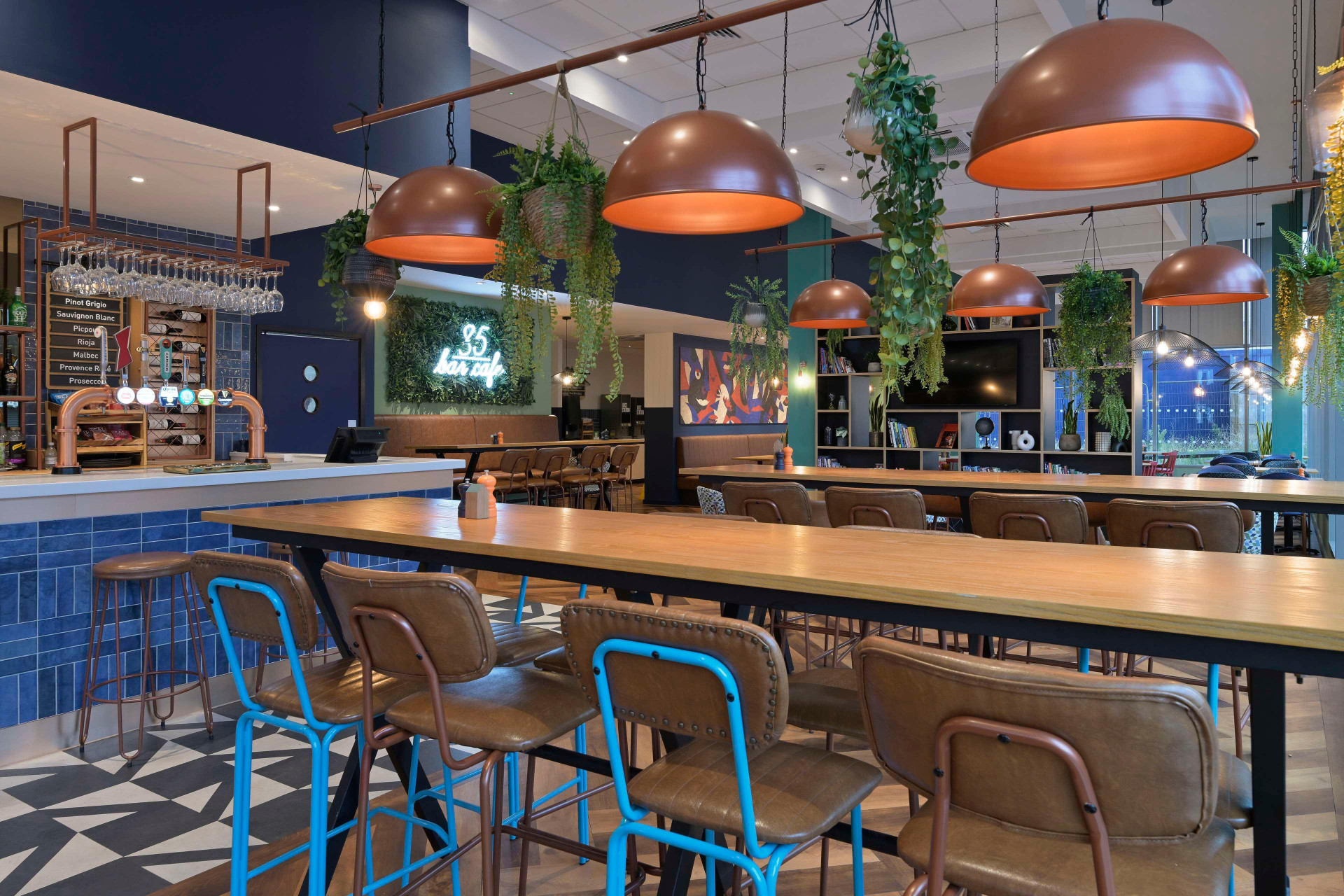 Bar/Salón Travelodge Manchester Central Arena