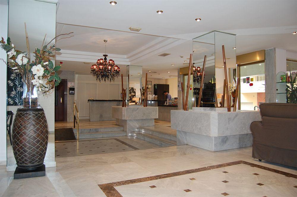 Vista Lobby Hotel El Faro Marbella