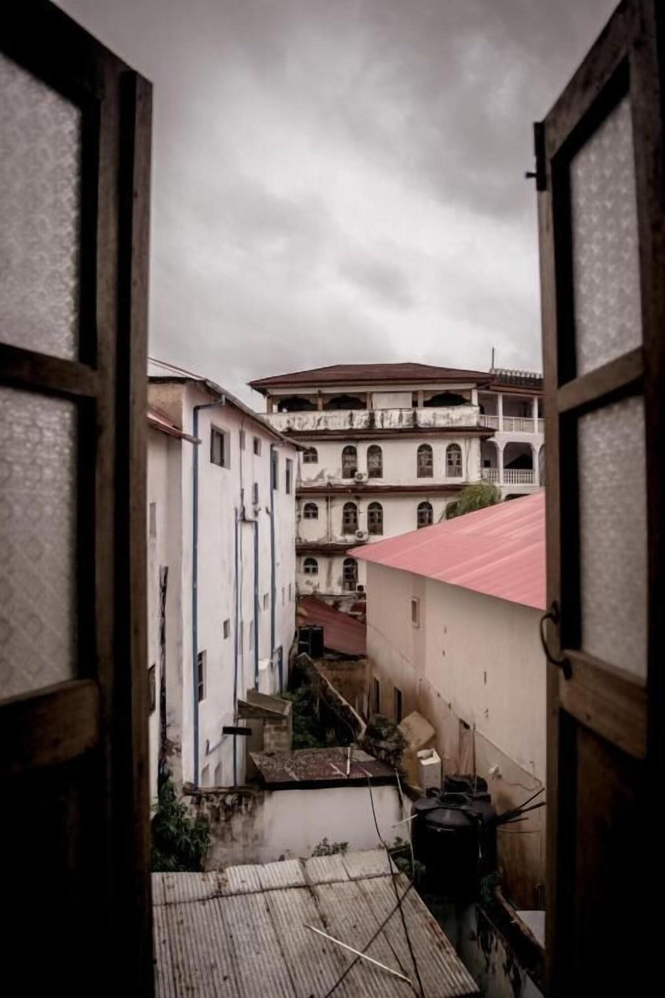 Varios Stone Town Cafe and Bed &Breakfast