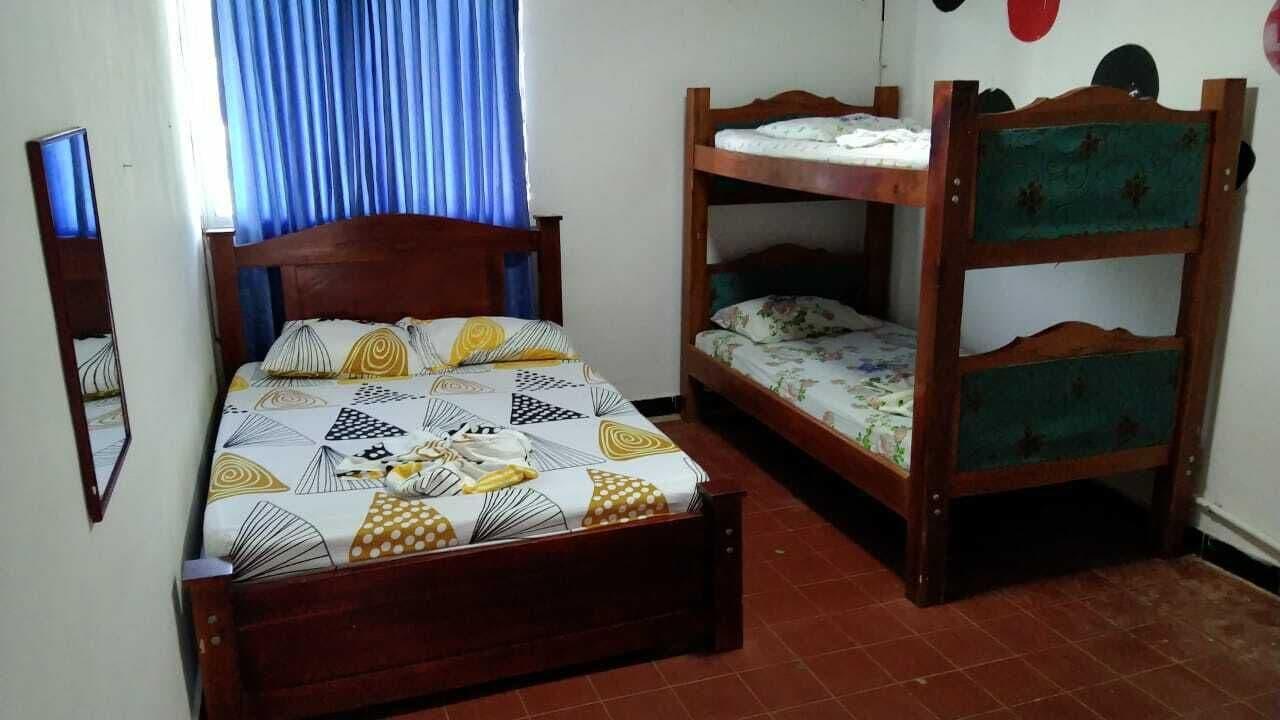 Habitación HOTEL GALEON PLAYA PIANGUA GRANDE