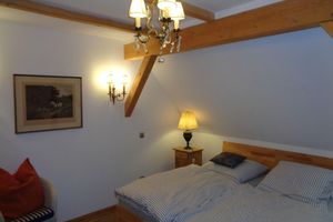 Alquiler Vacacional - Gutshof am Wasserschloss Döbschütz, located between Görlitz and Bautzen