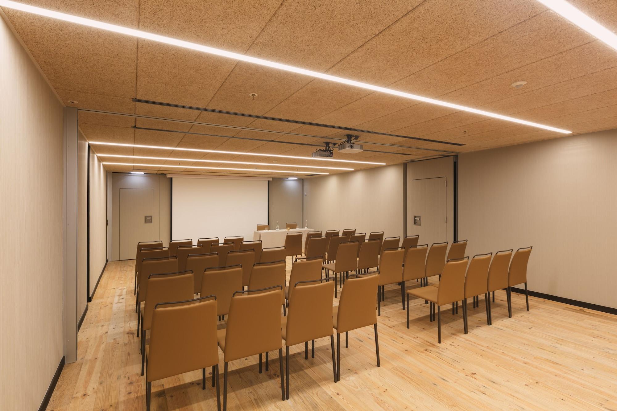 Sala de Reuniones Neya Porto Hotel