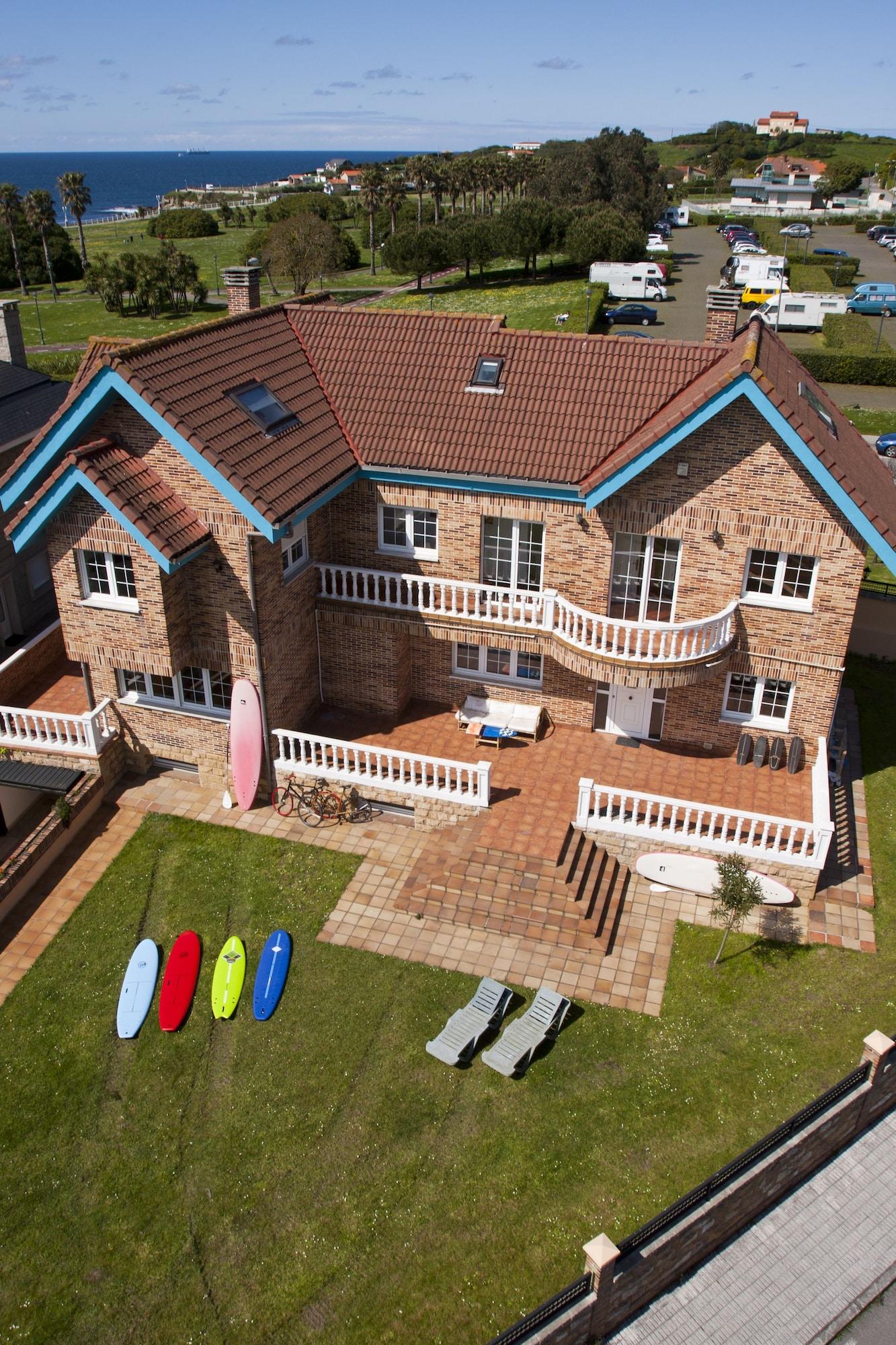 Varios Gijon Surf Hostel