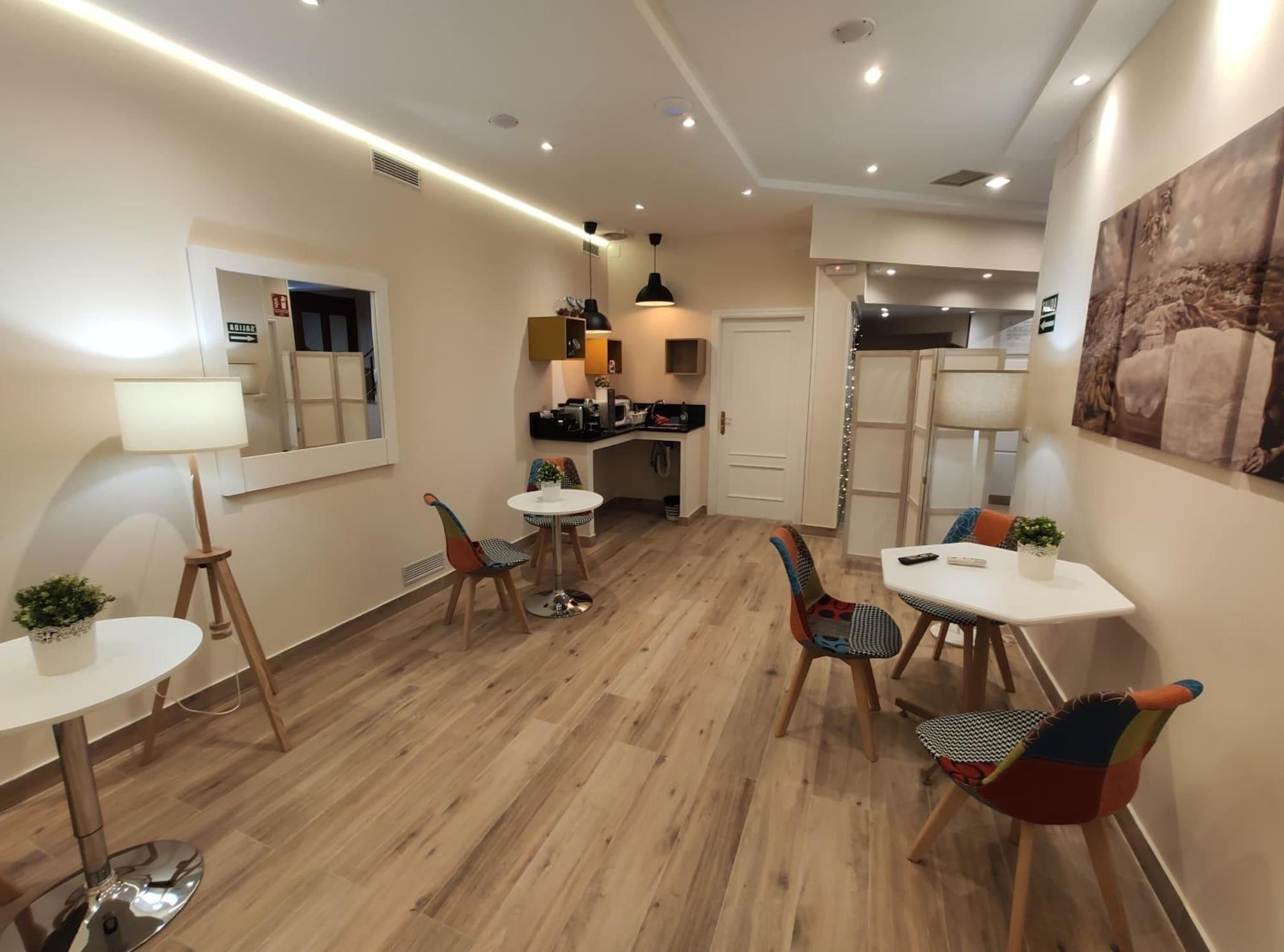 Equipamiento de Habitación Tripolis Toledo
