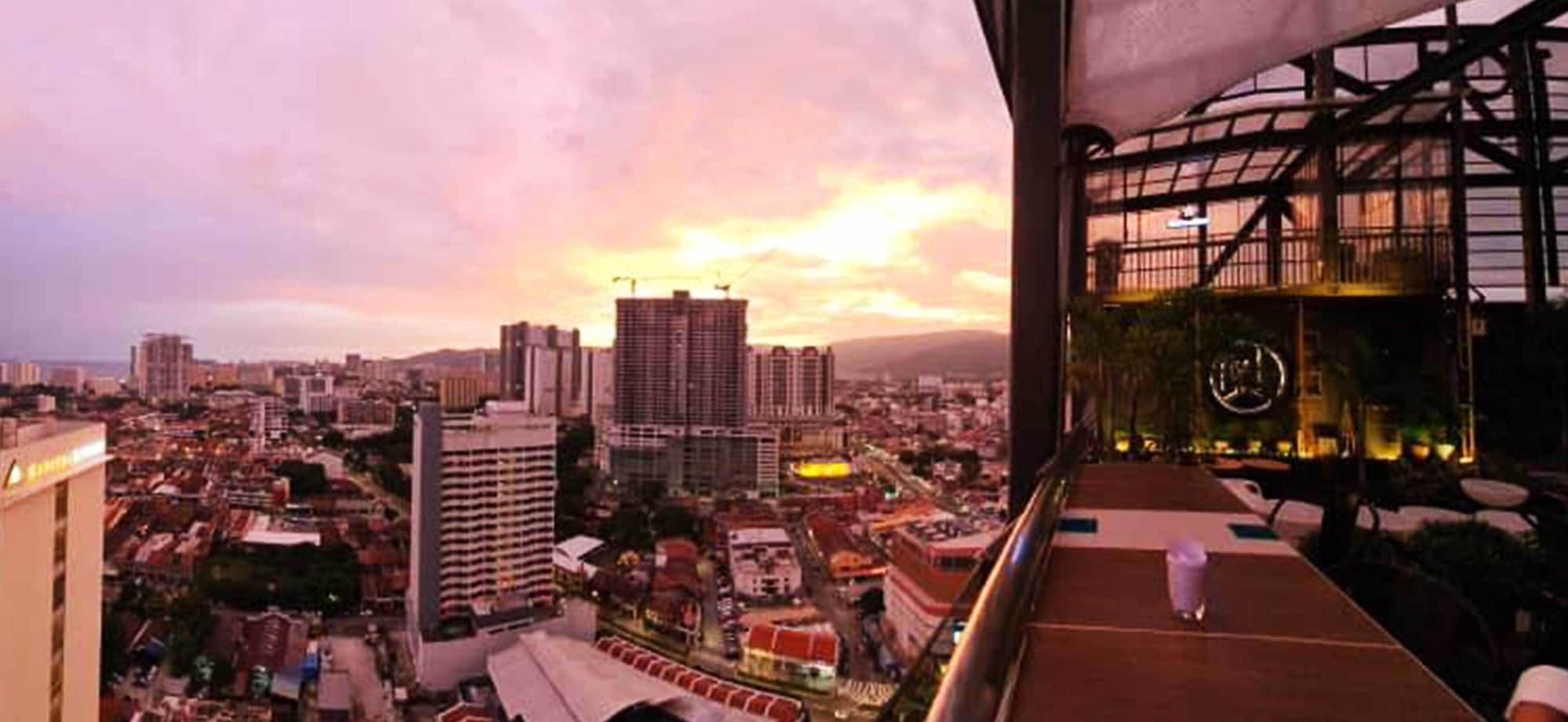 Bar/Salón The Granite Luxury Hotel