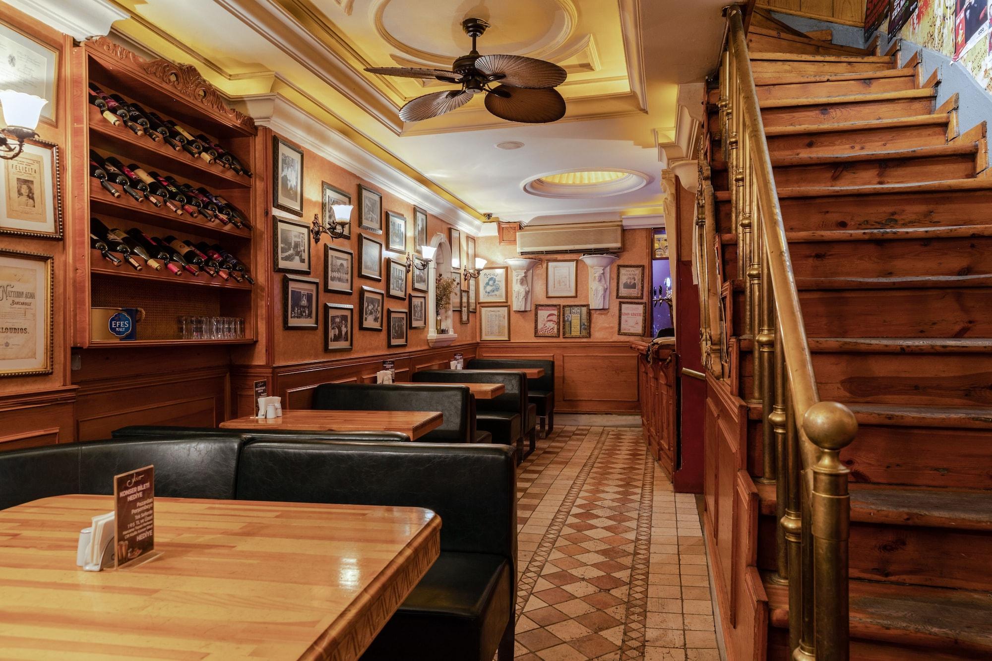 Restaurant Sanat Hostel Taksim