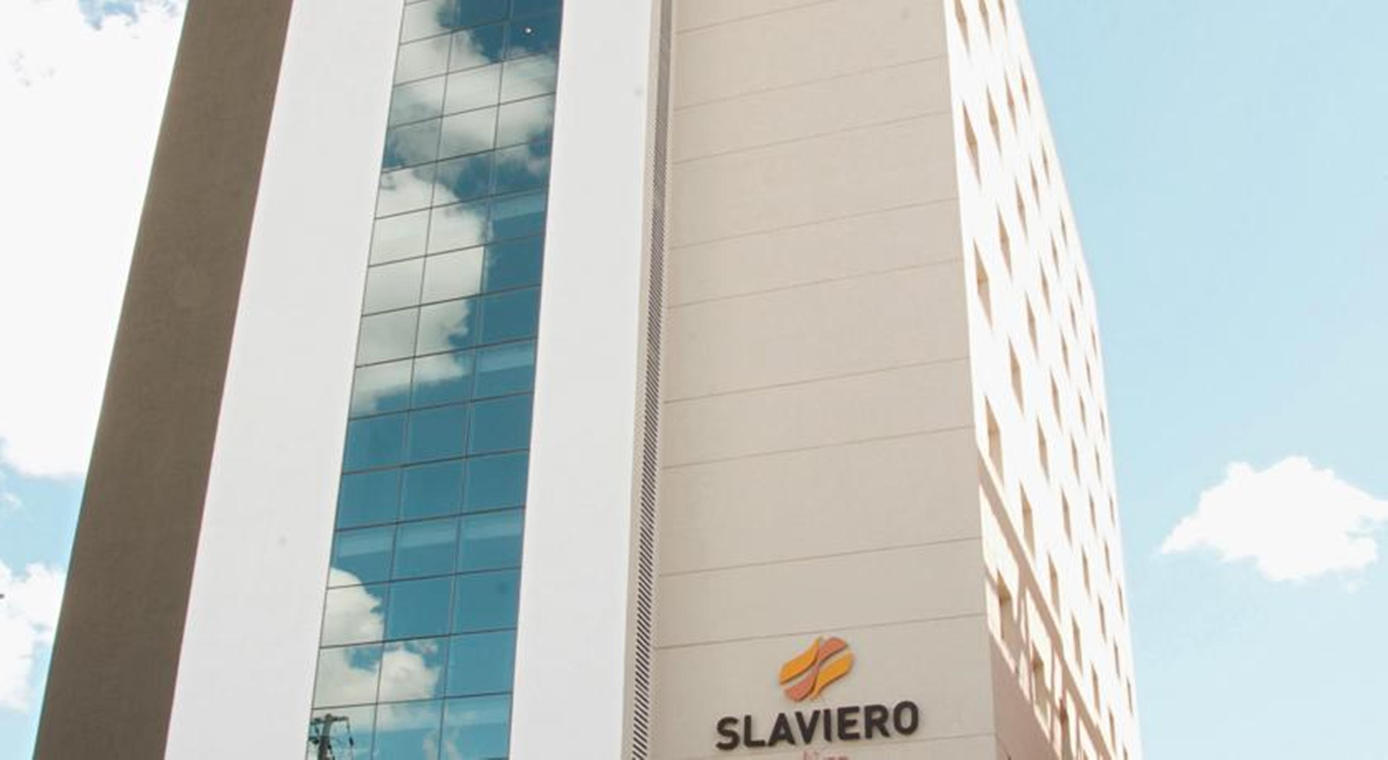 Vista Exterior Slim Curitiba Av. das Torres by Slaviero Hotéis