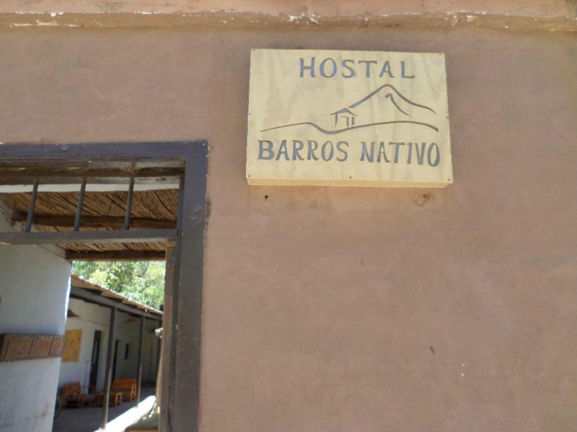 Vista Exterior Hostal Barros Nativo