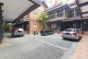 Alojamiento - RedDoorz @ Cilandak Timur