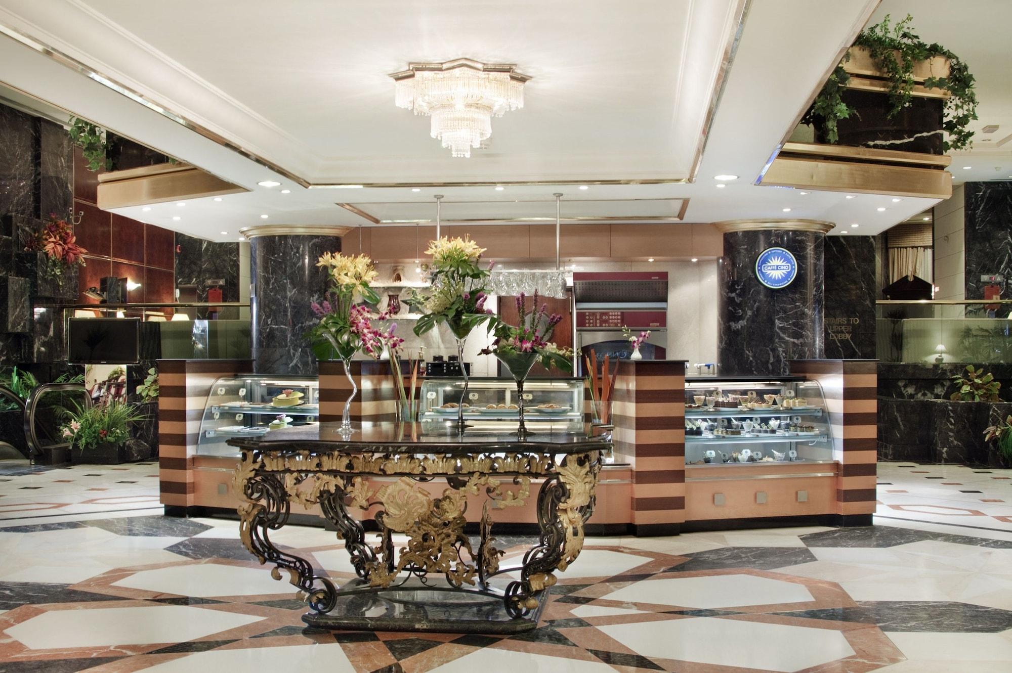 Bar/Salón Makkah Towers